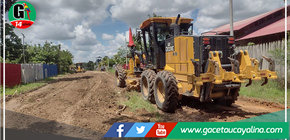 Municipalidad de Yarinacocha abre calle en A.H. Monte Carmelo 