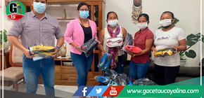 Alcaldesa Bertha Barbarán dona zapatillas a equipo de Fútbol de C.N. San Francisco