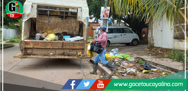 Pobladores van adquiriendo conciencia del horario del camión recolector en Yarinacocha