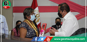 Condecoran a mujeres por sus méritos y valores alcanzados en la sociedad 