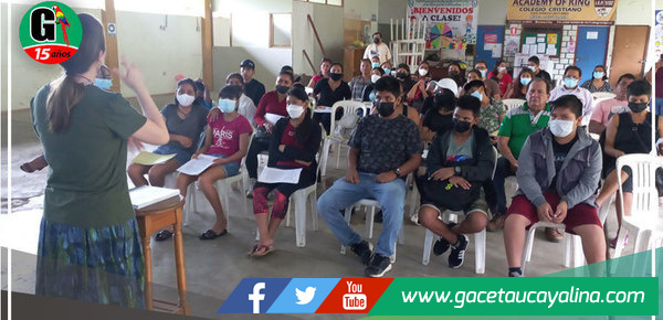 Taller gratuito de lenguaje de señas en Yarinacocha