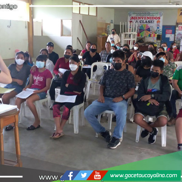 Taller gratuito de lenguaje de señas en Yarinacocha