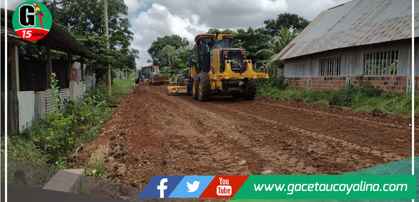 Municipalidad de Yarinacocha realiza mantenimiento de vías en el A.H. Corazón de Yarina