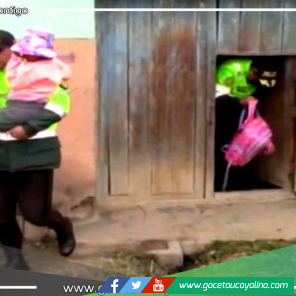 PNP lleva a la escuela a una niña con amputación de una pierna por salvar a un perro de un incendio