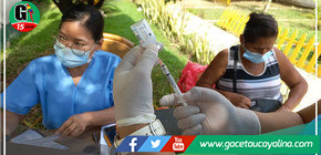 Vacunan contra el Covid-19 en local de Maestranza de municipalidad de Yarinacocha