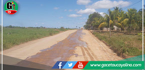 Maquinaria pesada de la comuna portillana realiza mantenimiento de vias en inmediaciones del Km. 9 C.F.B. 