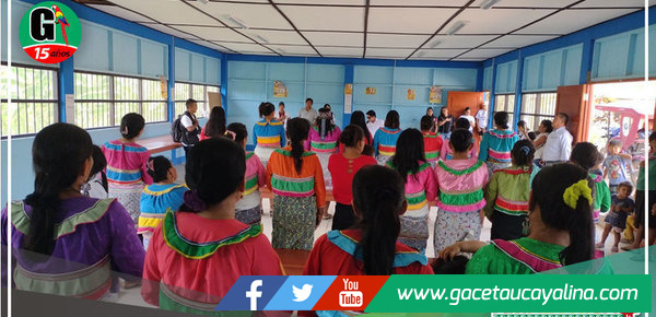 Capacitación de formalización para artesanas de C.N. Puerto Firmeza en Yarinacocha