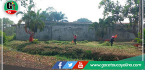 Mantenimiento al parque El Aguajal en Yarinacocha