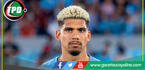 Araújo se estrenó con Bielsa