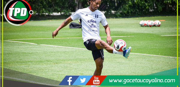 La selección peruana realizó un nuevo entrenamiento