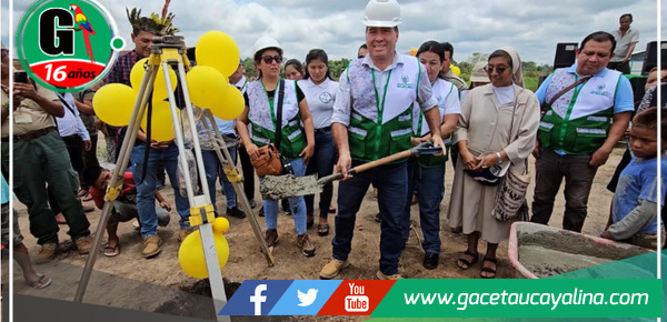 El Gobernador de Ucayali y el Alcalde de Purús marcan el comienzo del nuevo Instituto Técnico Público