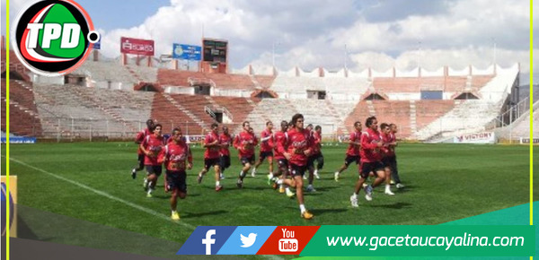 Pensando en Bolivia: CT de Juan Reynoso evalúa entrenar en Cusco de cara a las Eliminatorias