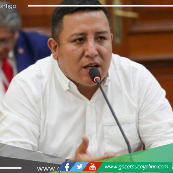 Alcalde de Lauricocha hace pedidos al ministro con respecto a abandono de carreteras