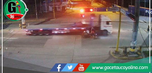 Central de videoviligancia alertó de lamentable accidente ocurrido en Av. Centenario con Aviación