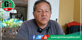 Ingeniero busca desesperadamente a sus padres biológicos, creyendo que murió hace 50 años 