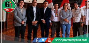 Alcalde de Yurúa presenta a Presidente Dina Boluarte las necesidades más urgentes para su distrito