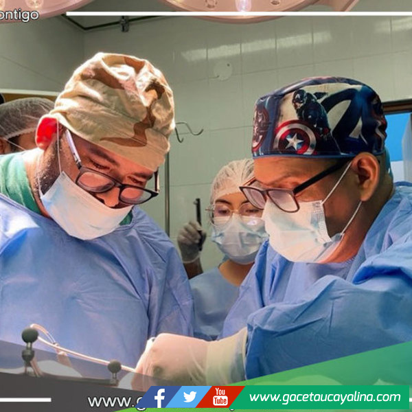 Médicos extirpan enorme tumor cerebral a paciente de 62 años con moderno equipo