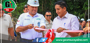 Gobernador regional inauguró dos importantes obras viales en el distrito de Huipoca 