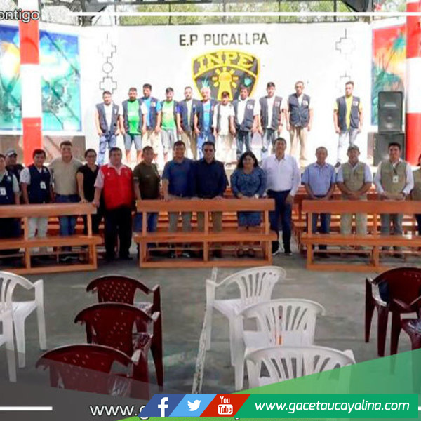 Internos del penal de Pucallpa elaboran bancas con madera decomisada por el GOREU 