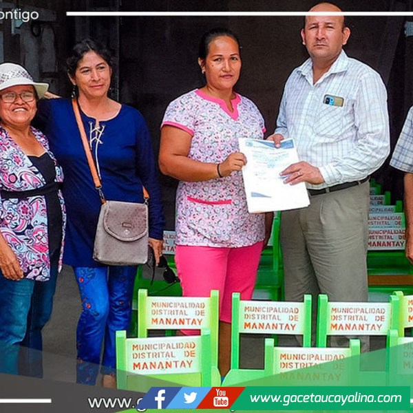Municipalidad de Manantay entregó donación de sillas a la I.E.I. “Luz Divina” 