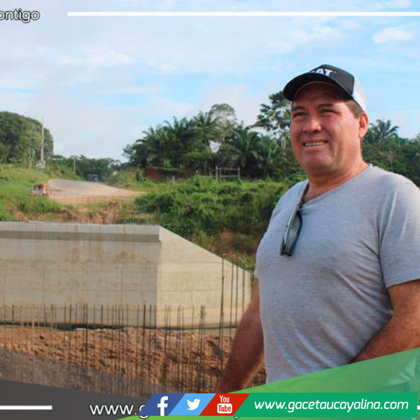 Gobernador inspeccionó avances en construcción de puente Tahuayo en carretera Neshuya-Curimaná