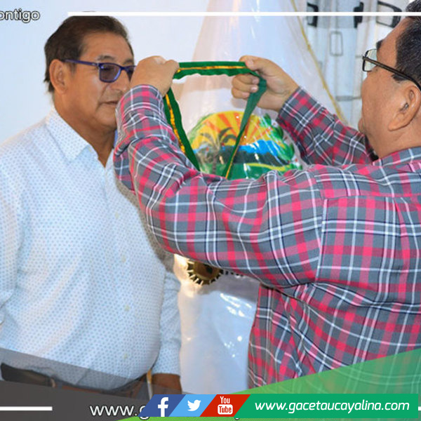 Remurpe condecora a alcalde de Ucayali como miembro honórifico