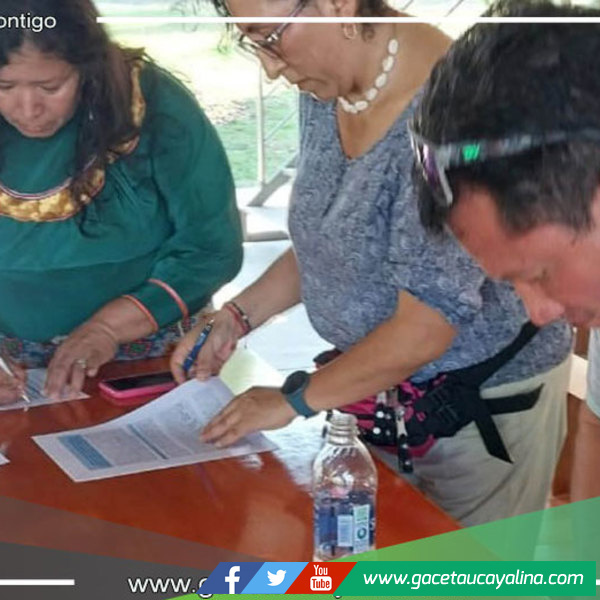 Alcalde de Tahuania se Une a Comunidad de Shahuaya en Proyecto Esperado