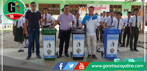 Alcalde de Tahuanía impulsa la educación ambiental con la entrega de contenedores de residuos sólidos