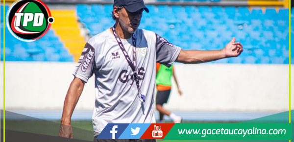 Bazalar: “El gol en offside es más escandaloso con las cámaras; el penal también es dudoso”