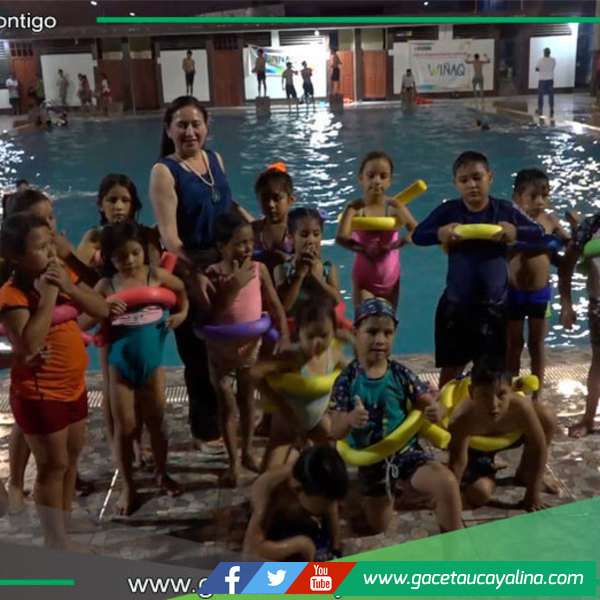 Coronel Portillo lanza Academia de Natación para jóvenes