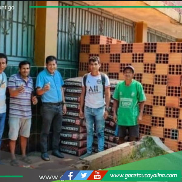 Alcalde de Curimaná entrega materiales para mejorar infraestructura educativa en sector Manuel Gambini Rupay.