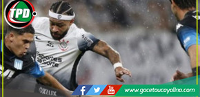 Corinthians no pudo vencer de local a Racing y empataron 2-2