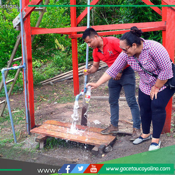 Caseríos celebran pozo tubular y conectividad en camino