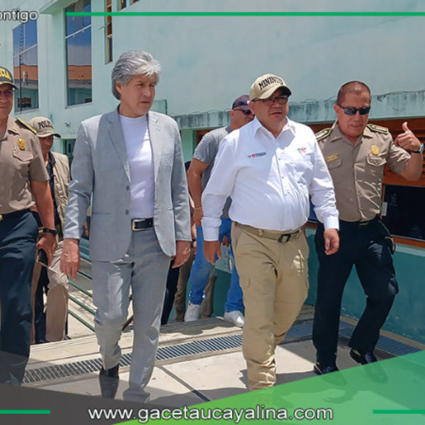 Ministro del Interior destaca calidad de escuela policial en Tarapoto