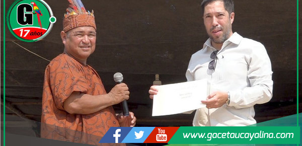 CC.NN. de Uchunya y Shambo porvenir distinguen a Ocho Sur