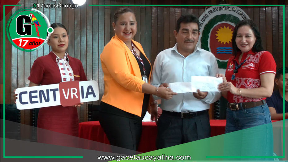 Alcaldesa premia a ganadores de “Viva Pucallpa” en ceremonia especial