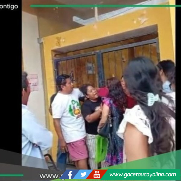 Madres de familia protagonizan incidente con directora en colegio de Pucallpa