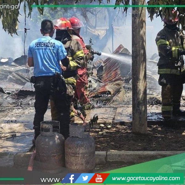 Incendio afecta zona de Fátima en el distrito de Yarinacocha