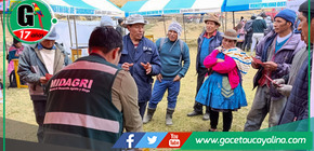 Más de 250 pobladores de Andamarca acceden a servicios estatales gratuitos en campaña multisectorial