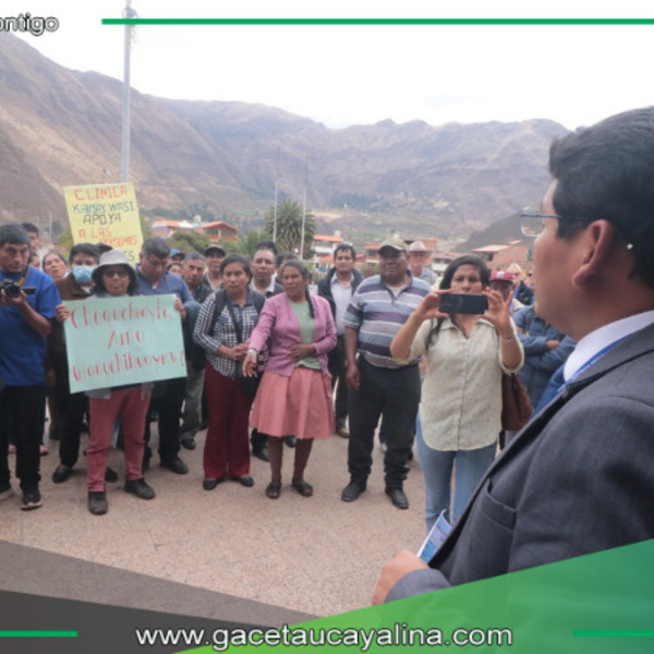 Agreden a gerente de Salud del Cusco tras intervenir clínica que opera sin autorización