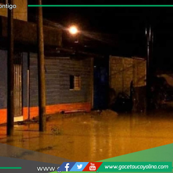 Lluvia intensa de más de cinco horas inunda varias viviendas