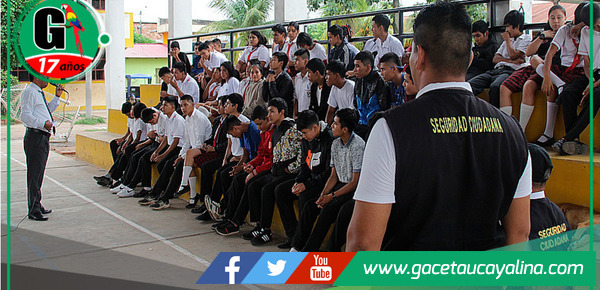 Manantay impulsa jornada de sensibilización en jóvenes y padres