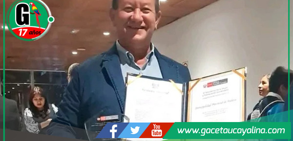 Alcalde Francisco Mendoza de Souza, Premiado por Compromiso con la Infancia.