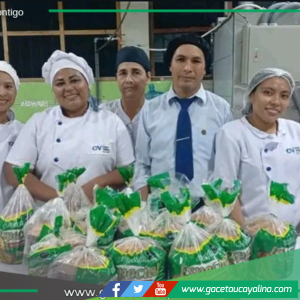 Alumnos del CETPRO 'César Vallejo' crean deliciosos panetones.