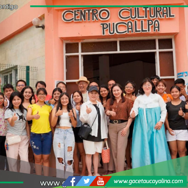 Jóvenes pucallpinos estudian coreano