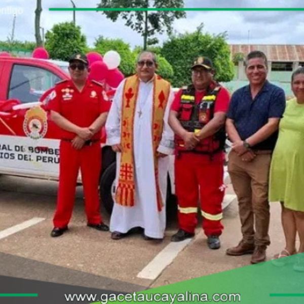 Donación de Camioneta a Bomberos de Campo Verde.