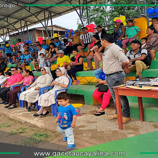 Inauguran campo deportivo sintético en Purús