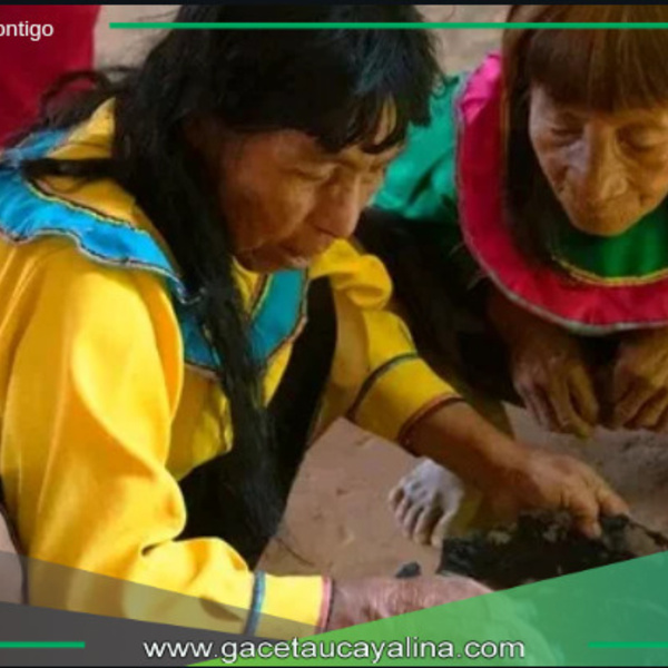 Taller de cerámica en comunidades originarias.