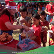 Mil niños celebran Navidad con regalos y chocolatada