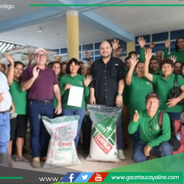 GORE Ucayali Entrega Más de 2500 Sacos de Fertilizantes.
